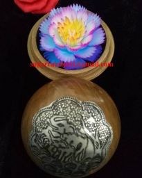 Soap carving in lacquerware
# SC-2